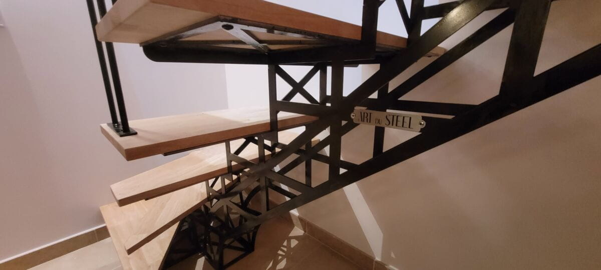 Escalier droit avec palier
